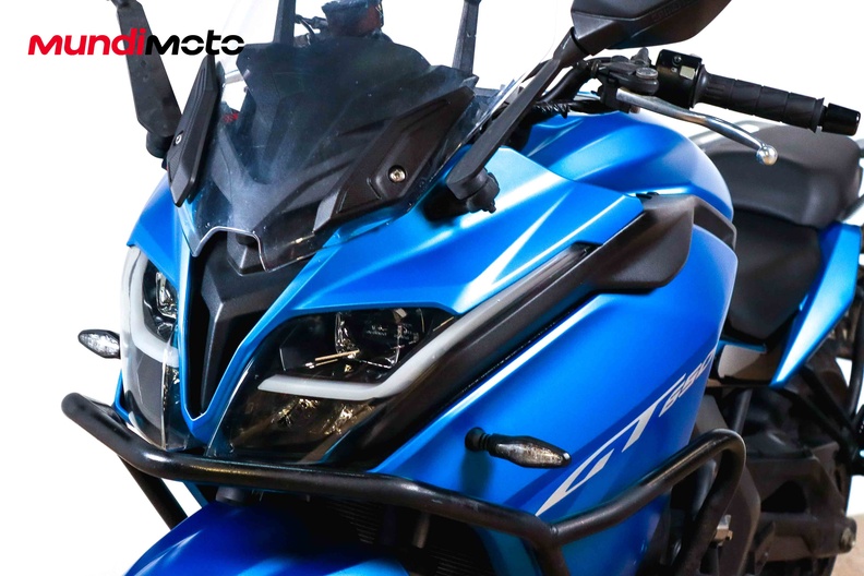 Motorbike image 9