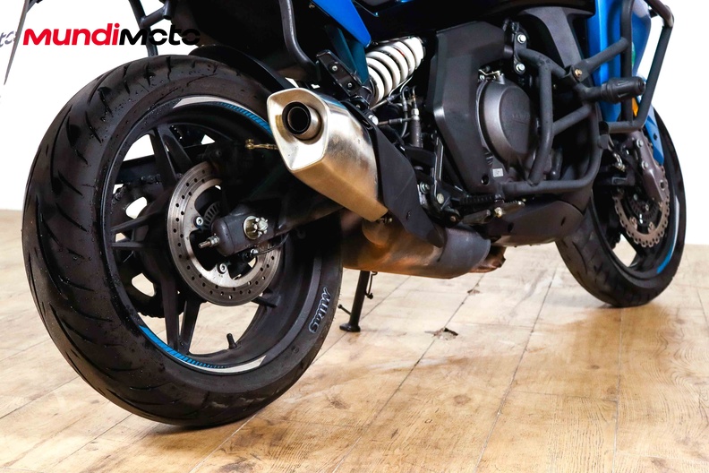 Motorbike image 3
