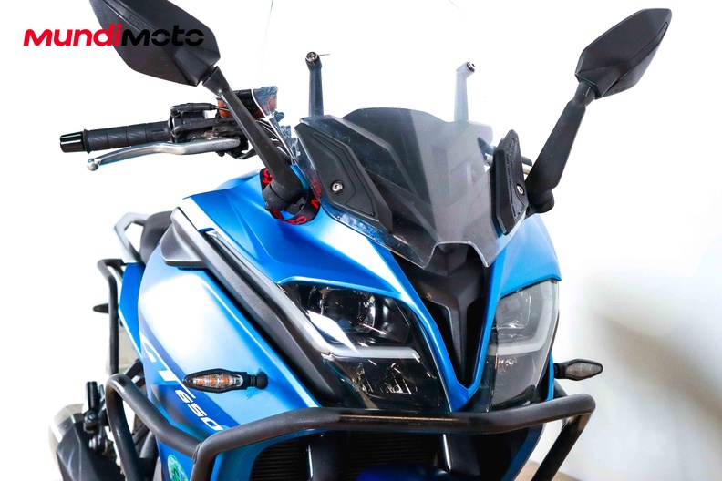 Motorbike image 4