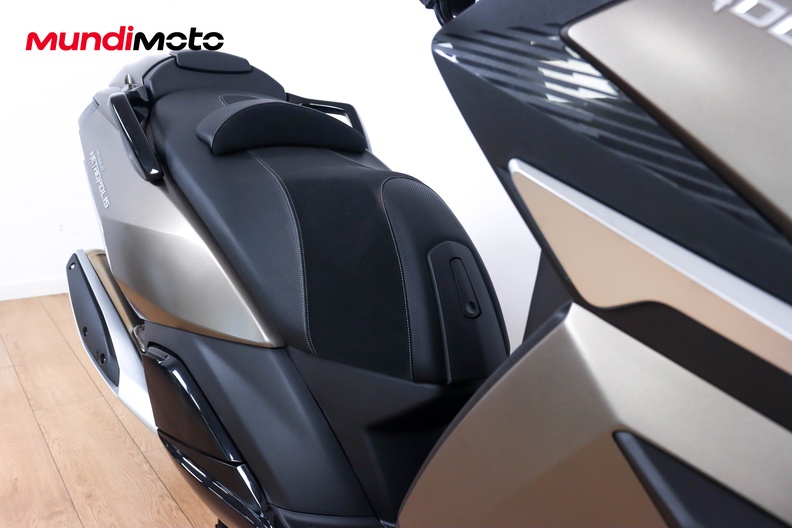 Motorbike image 12