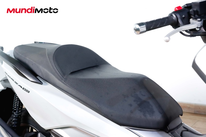 Motorbike image 13