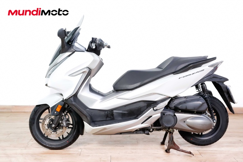 Motorbike image 5