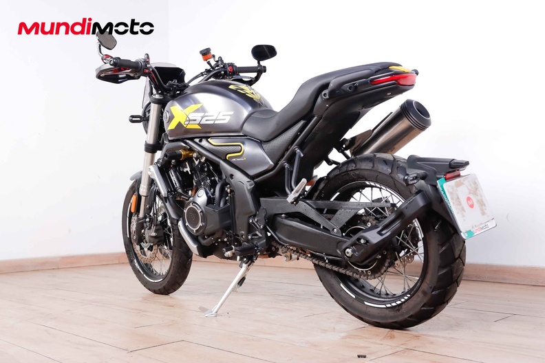Motorbike image 6