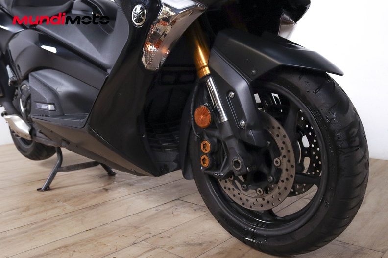 Motorbike image 8