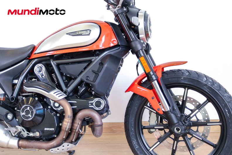 Motorbike image 3