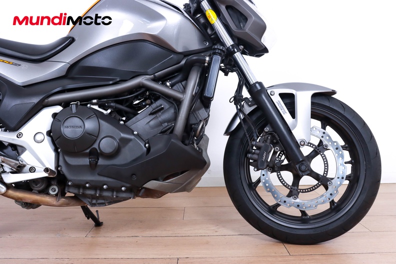 Motorbike image 12