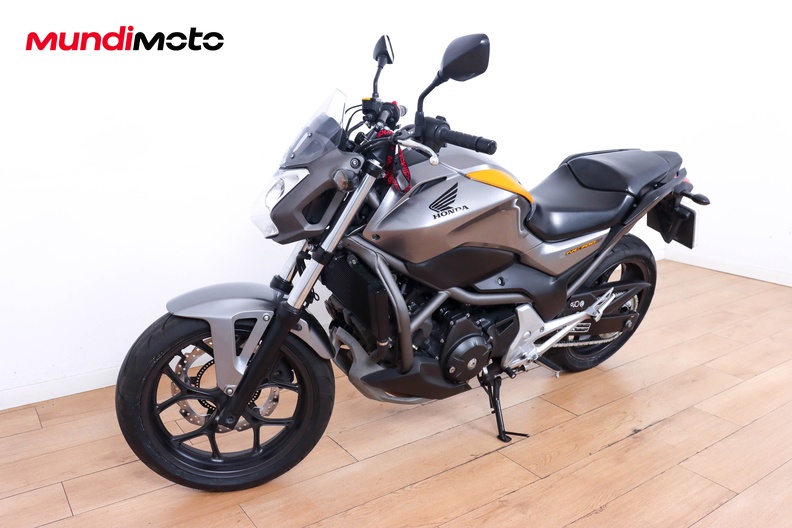 Motorbike image 7