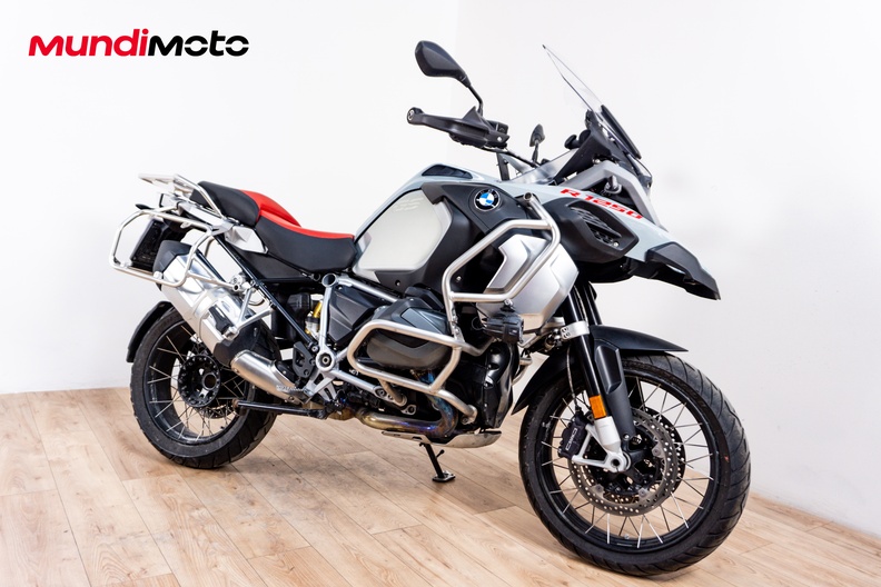 Motorbike image 1