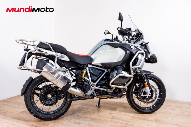 Motorbike image 2