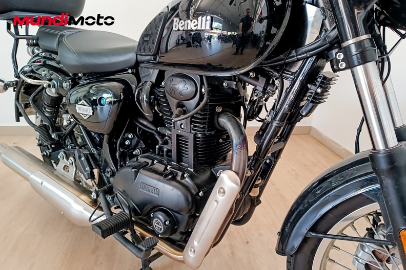 Motorbike image 4