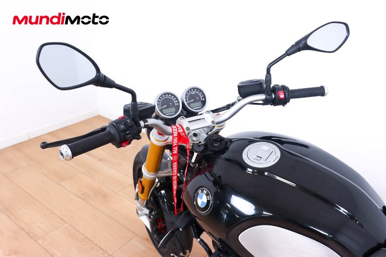 Motorbike image 10
