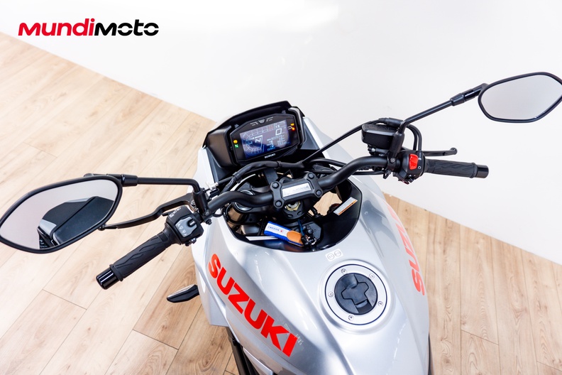 Motorbike image 10
