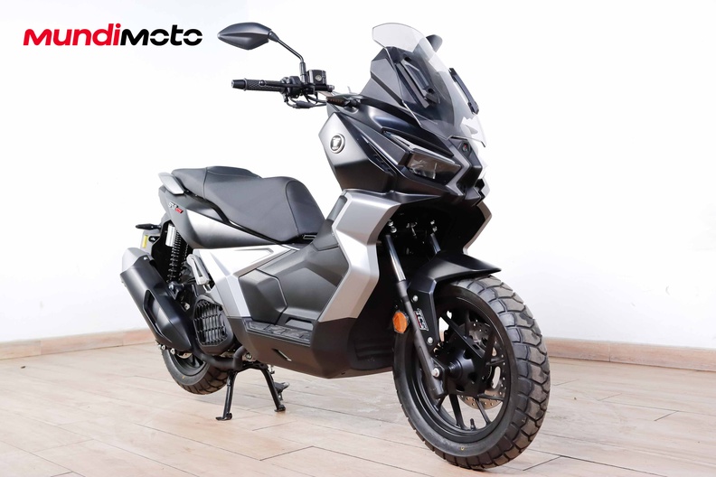 Motorbike image 1