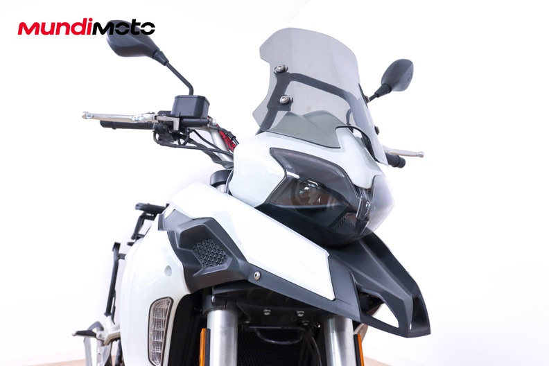 Motorbike image 4