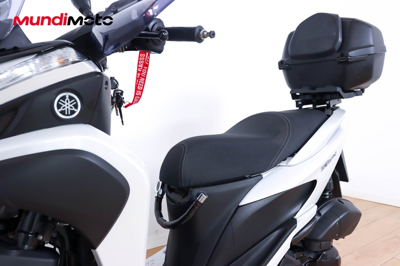 Motorbike image 8