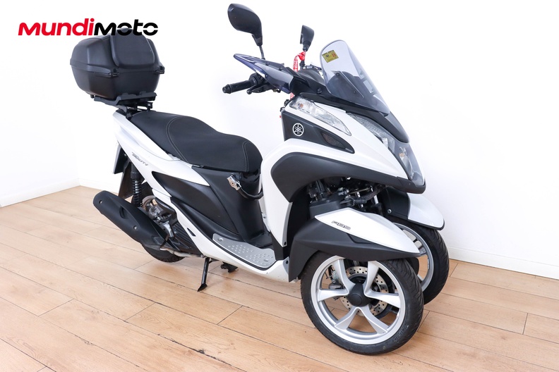 Motorbike image 1