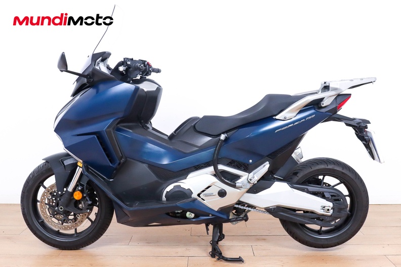 Motorbike image 5