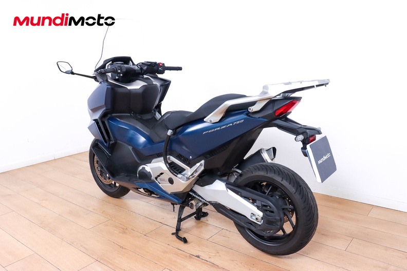 Motorbike image 6