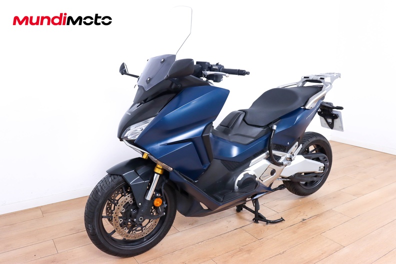 Motorbike image 7