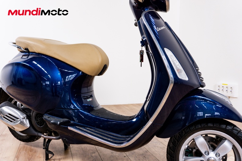 Motorbike image 4