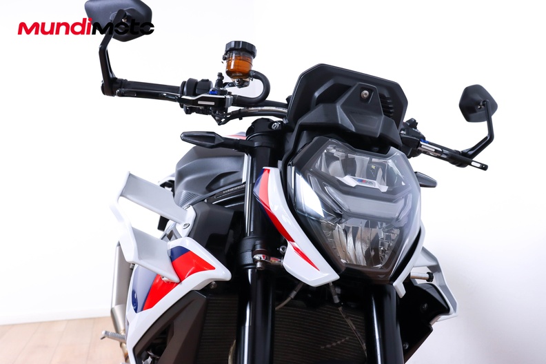 Motorbike image 4