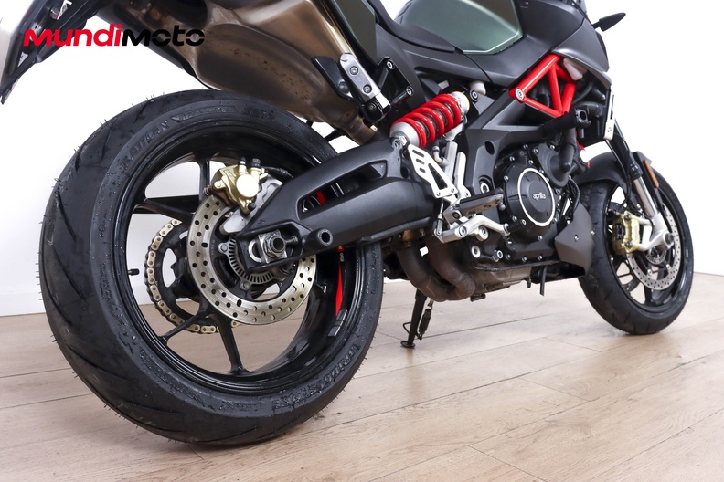 Motorbike image 3
