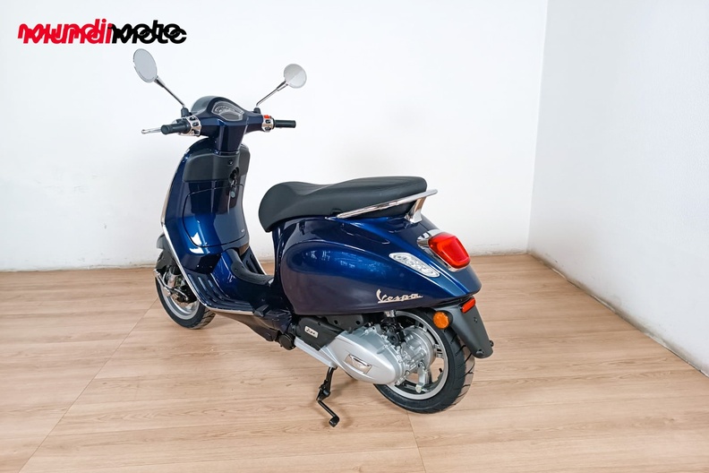 Motorbike image 7