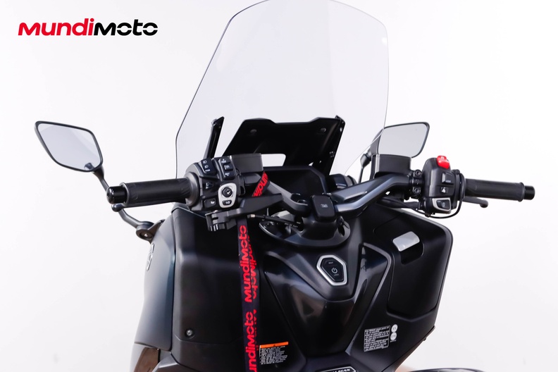 Motorbike image 10