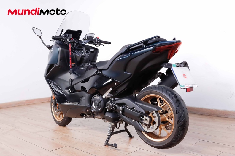 Motorbike image 6
