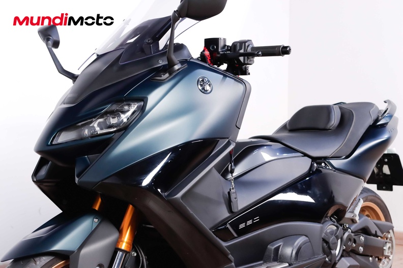 Motorbike image 8
