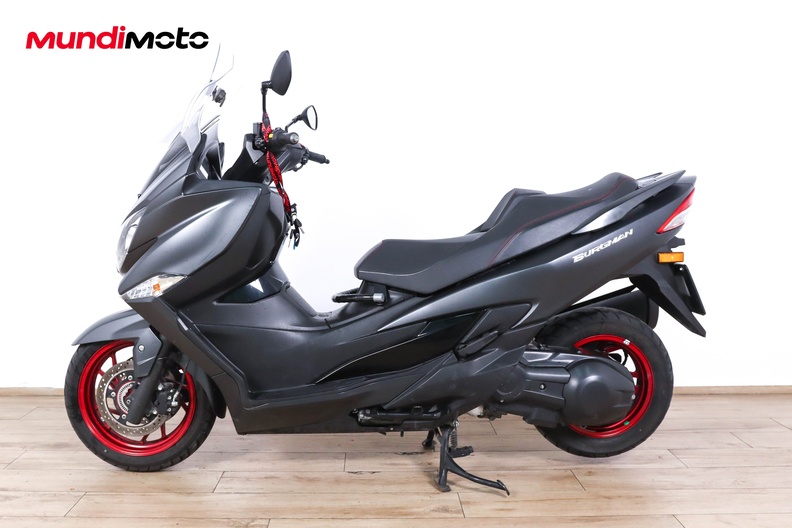 Motorbike image 5