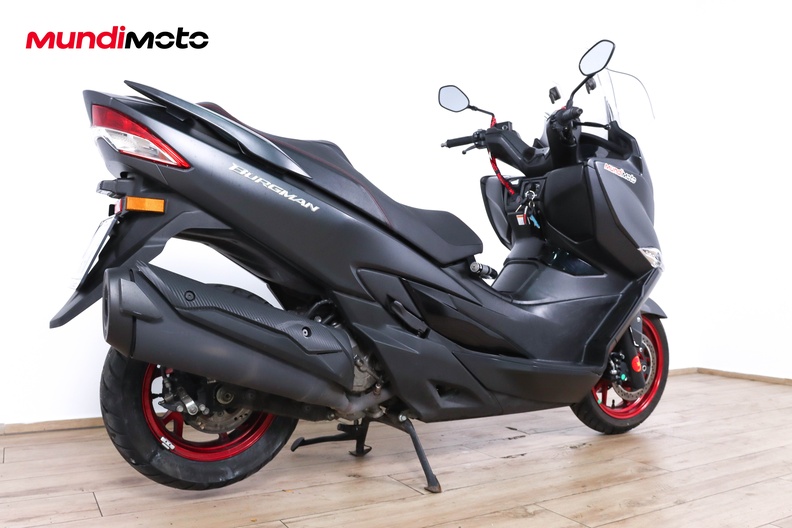 Motorbike image 2