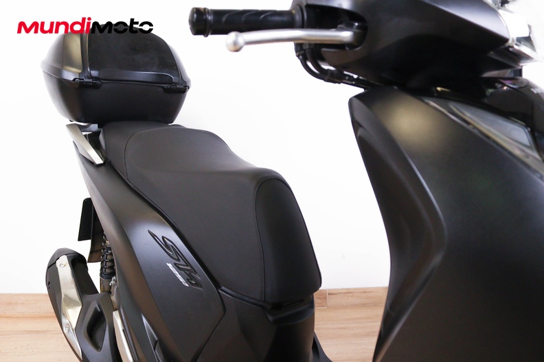 Motorbike image 13