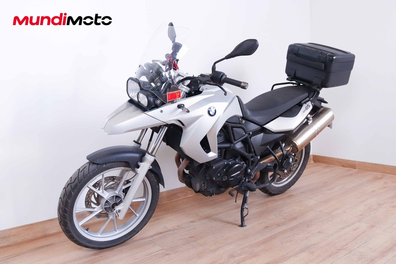 Motorbike image 7