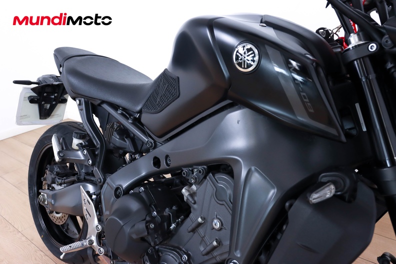 Motorbike image 12