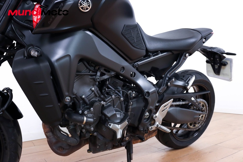 Motorbike image 8
