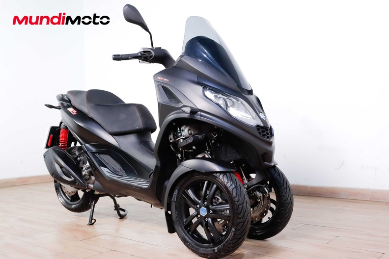 Motorbike image 1