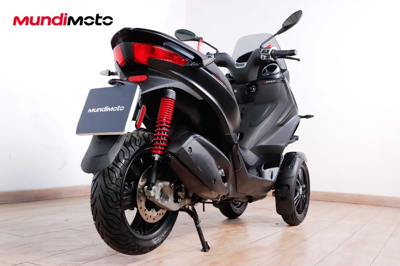 Motorbike image 2
