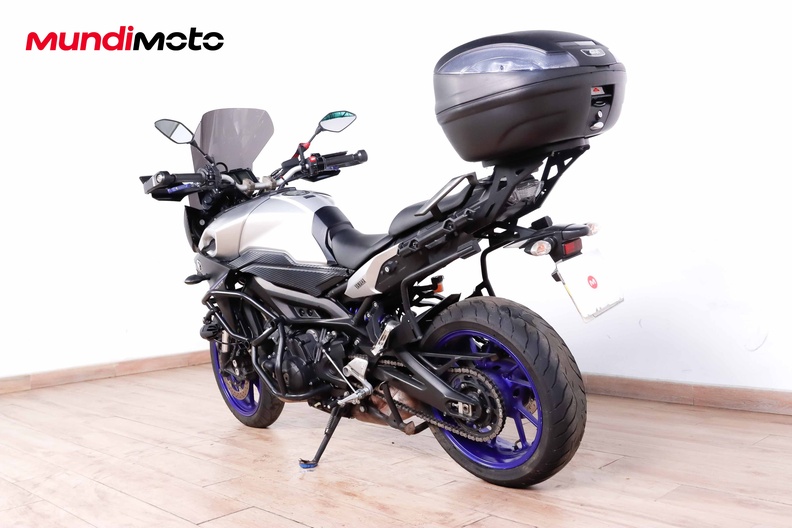 Motorbike image 6