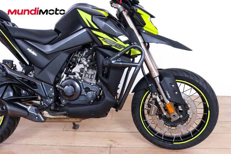 Motorbike image 13