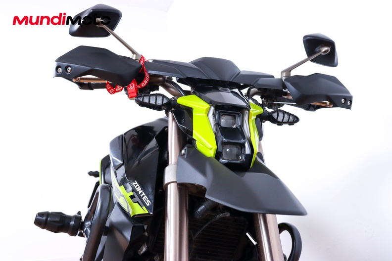 Motorbike image 4