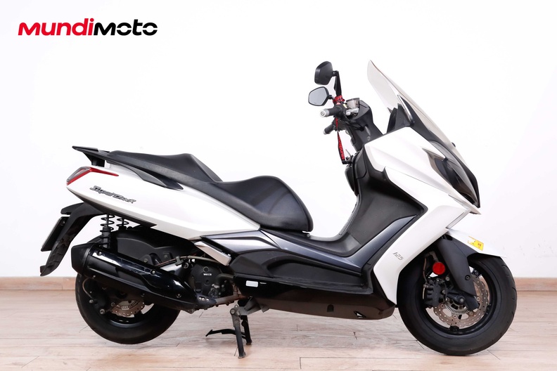 Motorbike image 0