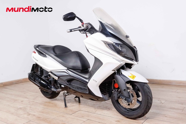 Motorbike image 1