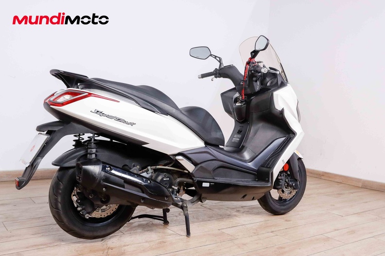 Motorbike image 2