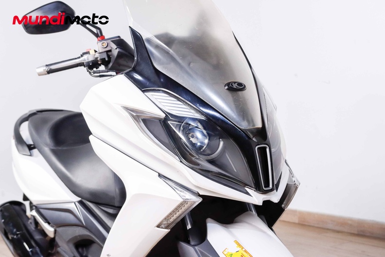 Motorbike image 4