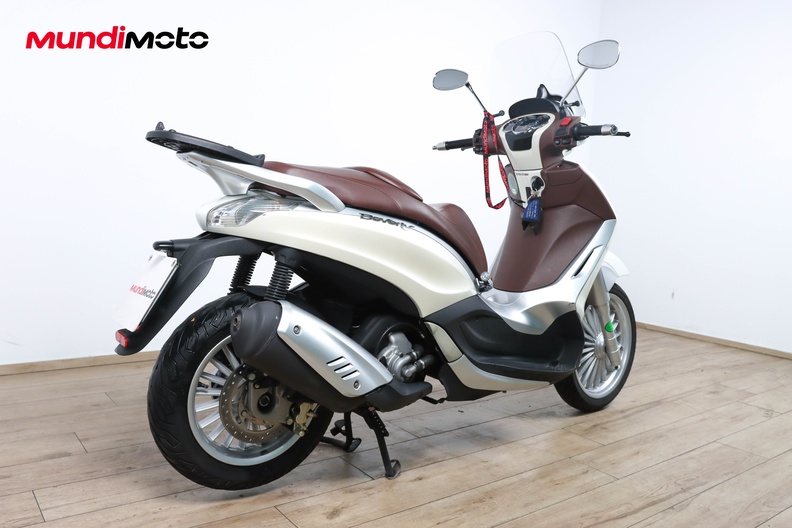 Motorbike image 2