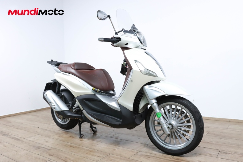 Motorbike image 1