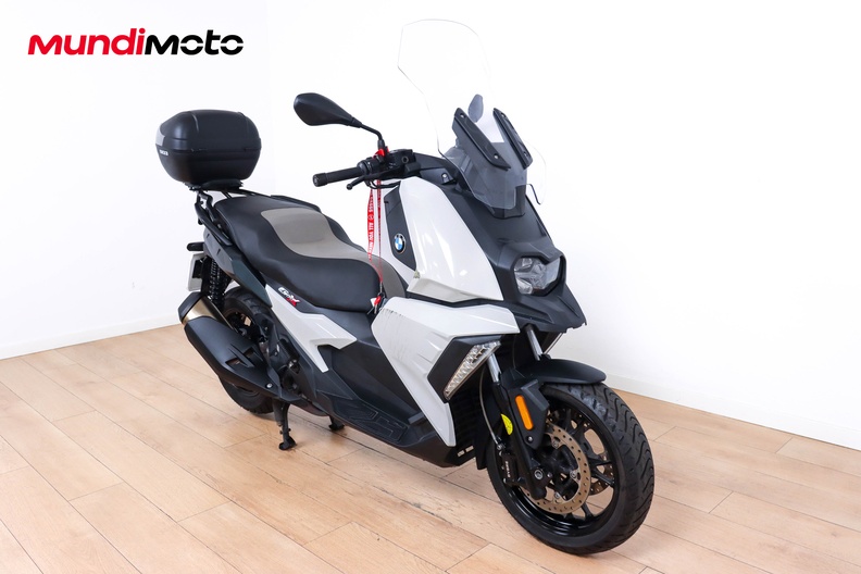 Motorbike image 1