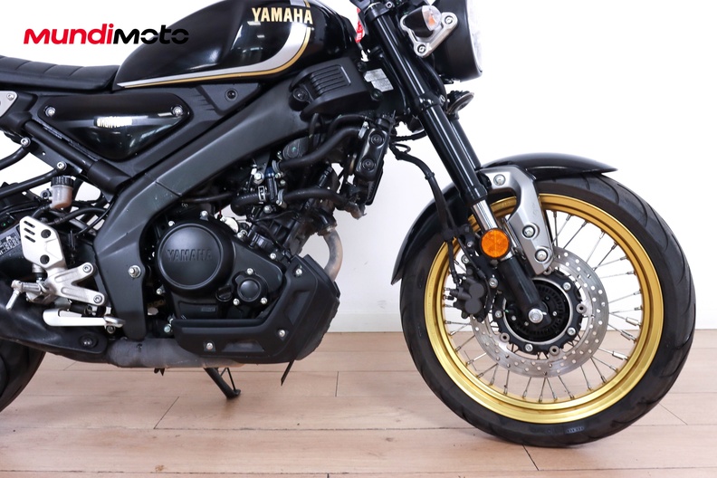 Motorbike image 12