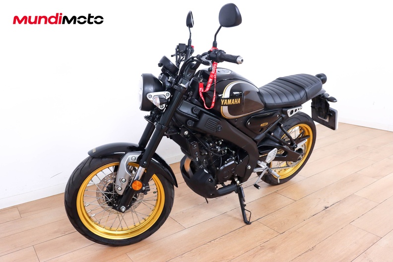 Motorbike image 7